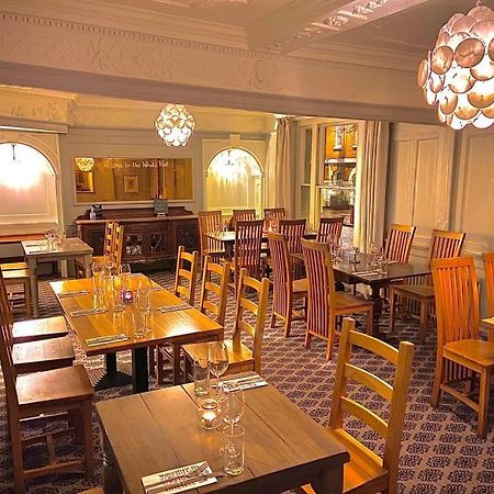 The White Hart Hotell Whitchurch  Exteriör bild