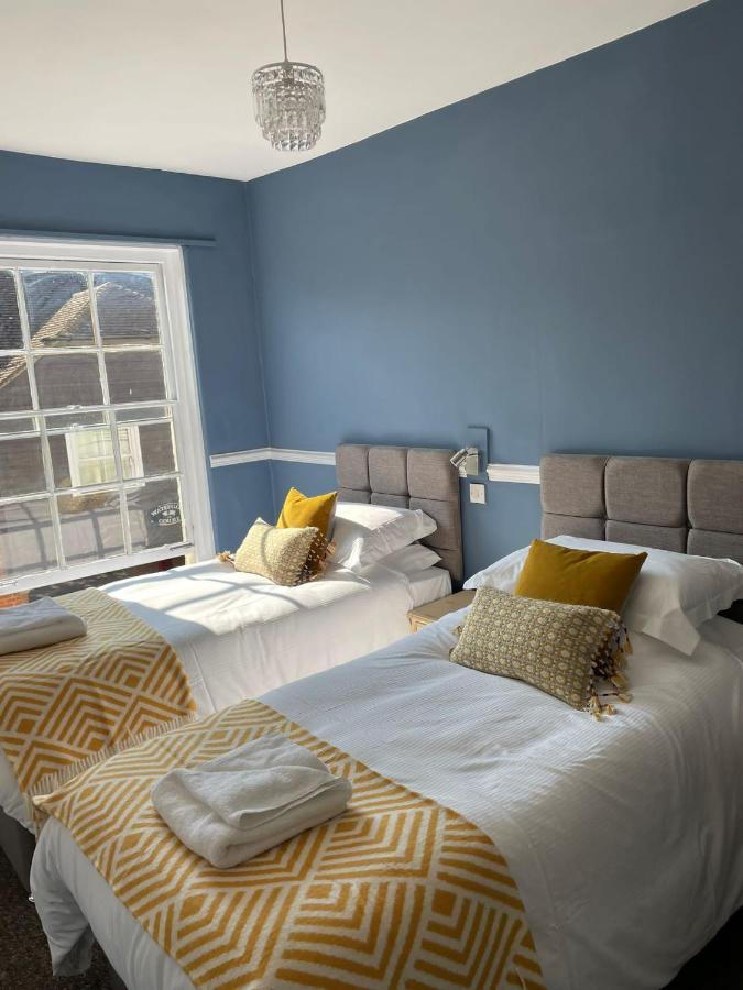The White Hart Hotell Whitchurch  Exteriör bild