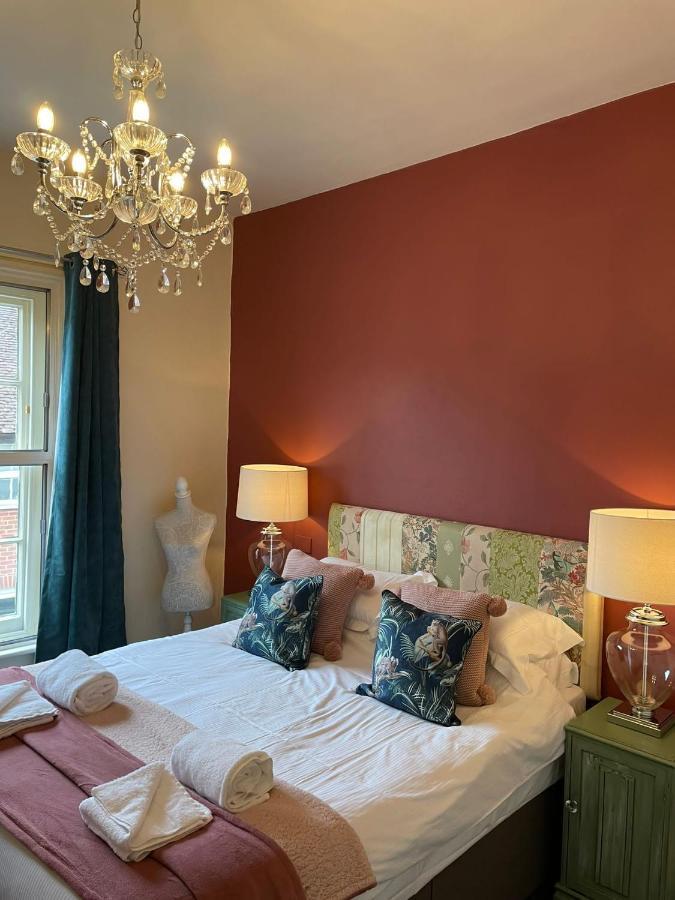 The White Hart Hotell Whitchurch  Exteriör bild